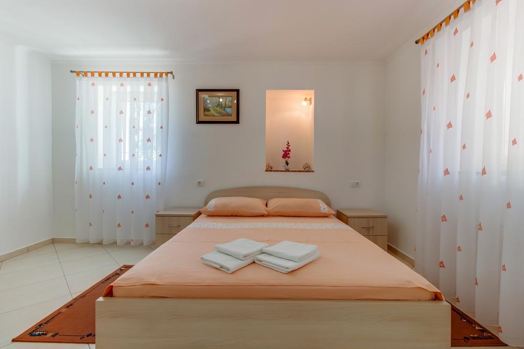 Leila Apartment Mali Lošinj