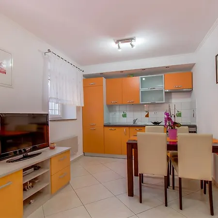 Apartments Leila Mali Losinj Exterior photo