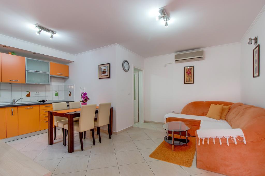 Leila Apartment Mali Losinj